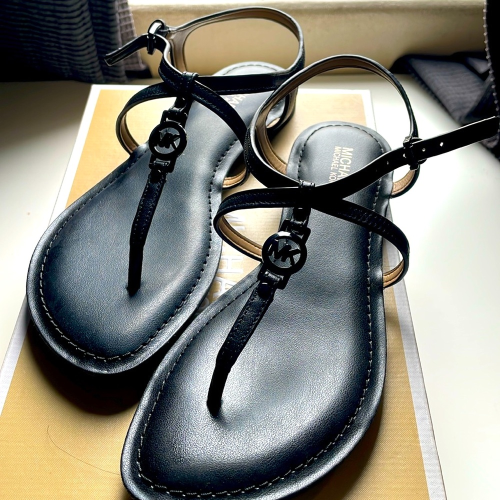 MK Michael Kors Sandals